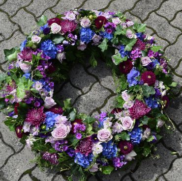 Ralf Lehmert, Kölner Straße 24, 53940 Hellenthal, Nordrhein-Westfalen, Blumenhaus, Blumengalerie, Leistungen