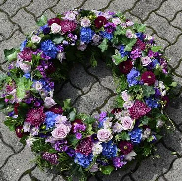 Ralf Lehmert, Kölner Straße 24, 53940 Hellenthal, Nordrhein-Westfalen, Blumenhaus, Blumengalerie, Leistungen