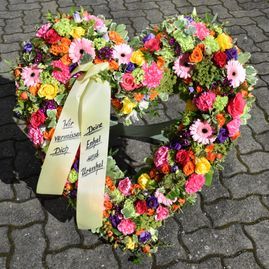 Ralf Lehmert, Kölner Straße 24, 53940 Hellenthal, Nordrhein-Westfalen, Blumenhaus, Blumengalerie, Leistungen